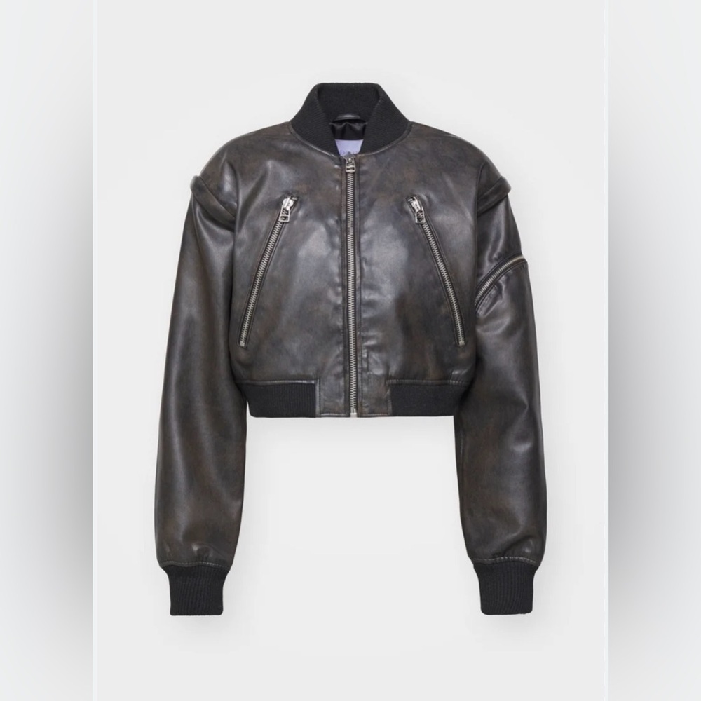 2nd day cropped Black genuine Leather Bomber Jacket detachable sleeves size 6
